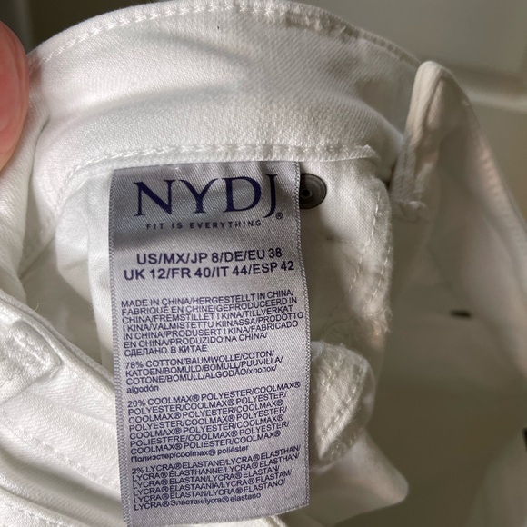 NYDJ White Jeans Capri Mid Rise Cuffed Stretch Size 8 - Picture 6 of 6